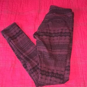 Tribal print leggings